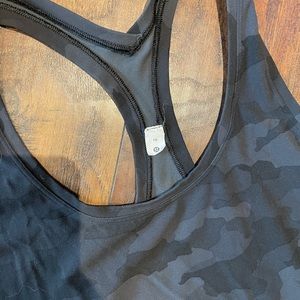 Lululemon camo nulu racer back tank